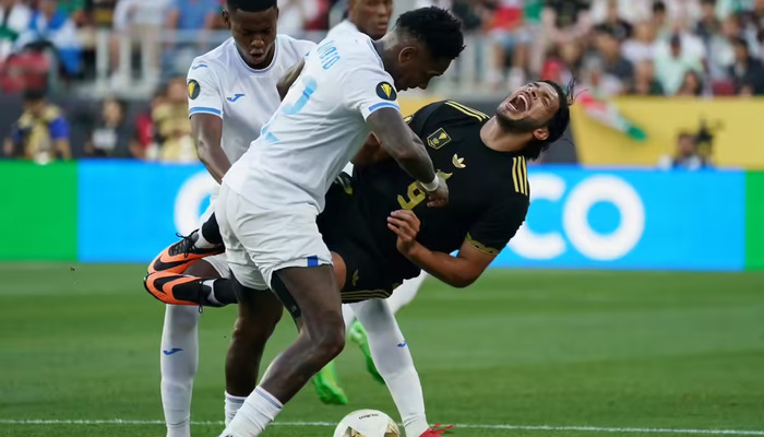 Mexico Edge Honduras 1-0 to Set Up Gold Cup Final Showdown with U.S.