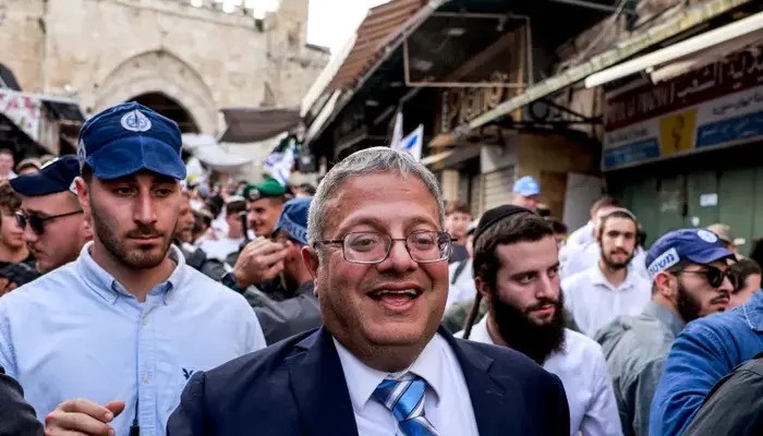 Israeli Settlers Storm Al-Aqsa Compound as Army Expands Operations in Gaza