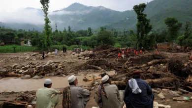 Pakistan floods kill 337 as residents blame officials for lack of warning