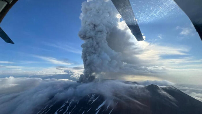 Volcanoes Floods Tsunamis Earthquakes Is the Earth Reaching a Breaking Point 3