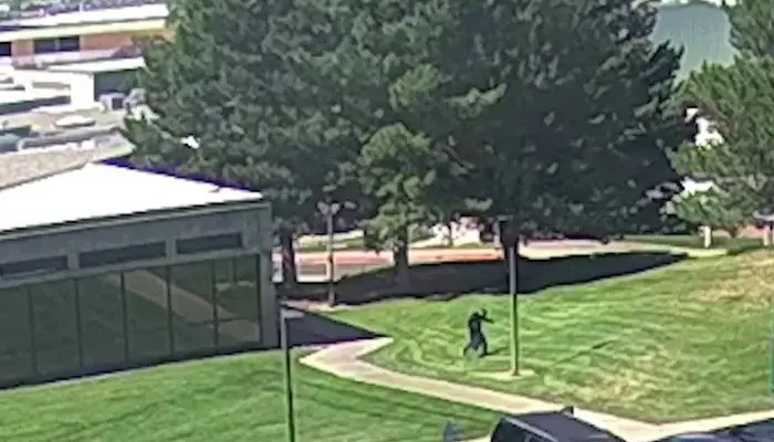 Father Recognizes Tyler Robinson, Ending 30-Hour Manhunt for Charlie Kirk’s Shooter 3 Father Recognizes Tyler Robinson, Ending 30-Hour Manhunt for Charlie Kirk’s Shooter