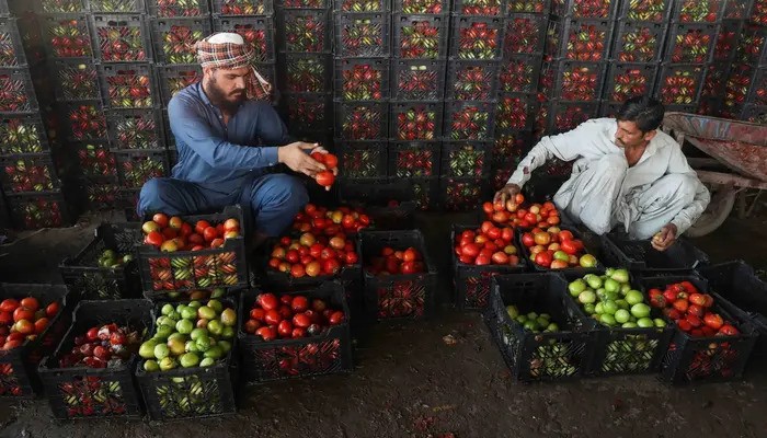 Border Shutdown Sends Prices Soaring Across Pakistan