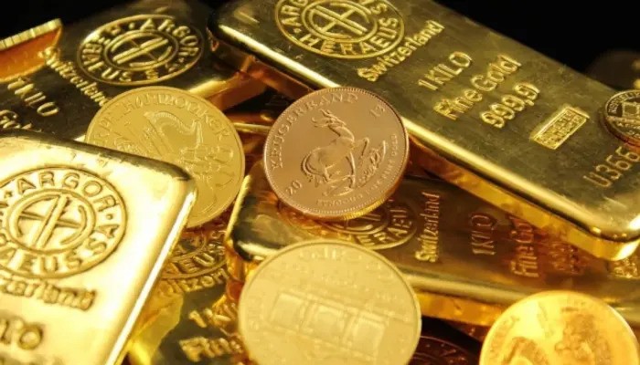 Gold Prices Plunge in Global and Local Markets