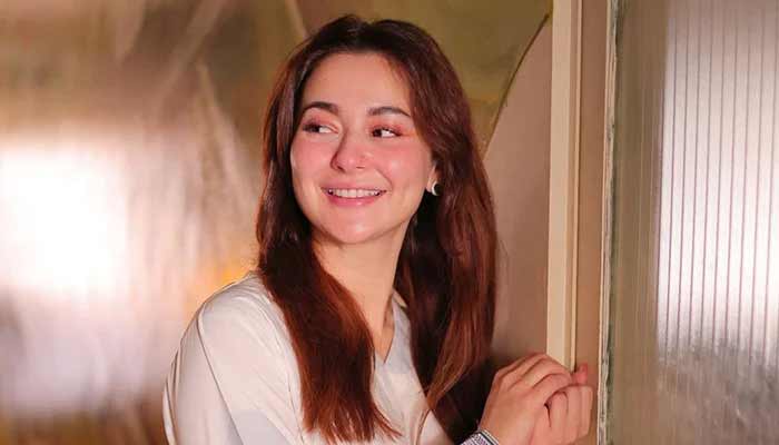 Hania Aamir Hospitalised in the US, Fans Flood Social Media