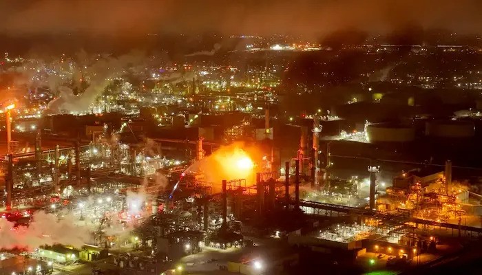 Massive Fire Erupts at Chevron Refinery in California