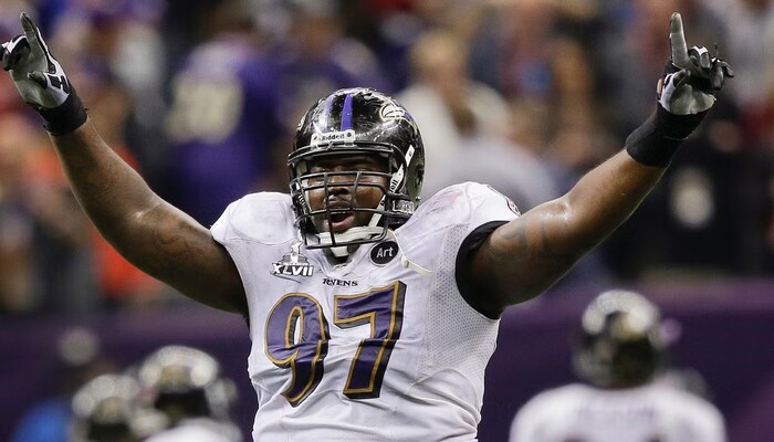 NFL Mourns Arthur Jones Super Bowl Champion Dies at 39